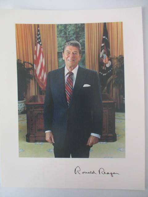 PRINTED AUTOGRAPH  - LETTER AND THANK YOU CARD PRESIDENT REAGAN A4 SIZE