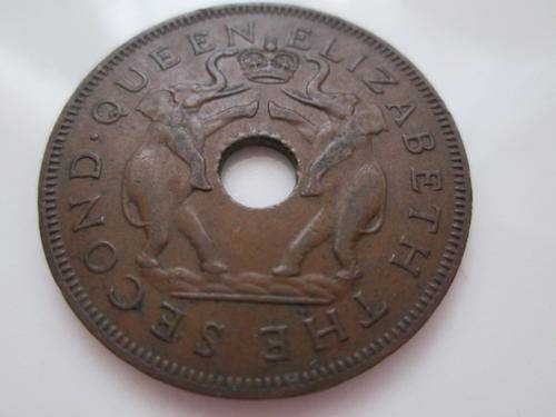 RHODESIA AND NYASALAND  ONE PENNY 1957 BEAUTIFUL COIN