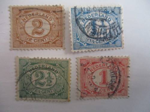 NETHERLANDS  - LOT OF USED OLD STAMPS UNMOUNTED