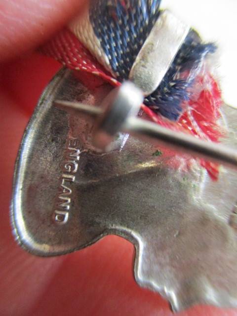 VINTAGE SILVER SMALL BADGE VISIT TO SA  KING GEORGE VI QUEEN ELIZABETH - 1947