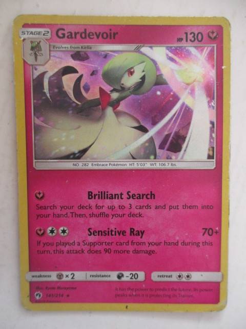 POKEMON TRADING CARD - GARDEVOIR / FOIL CARD / SHINY