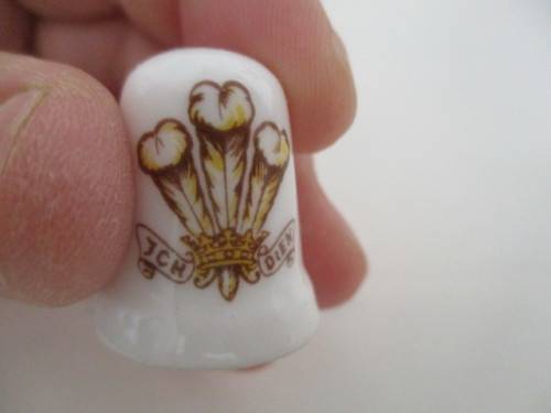 LOVELY THIMBLE PRINCE CHARLES AND LADY DIANA  BONE CHINA