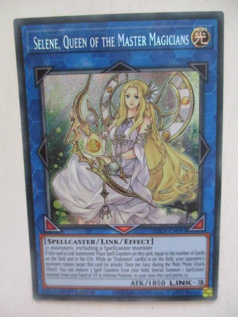 YU-GI-OH TRADING CARD - SELENE, QUEEN OF THE MASTER MAGICIANS / FOIL CARD / SHINY