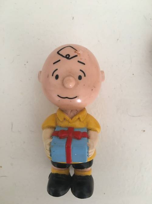 VINTAGE -  PEANUTS / CHARLIE BROWN -  FIGURE - APP. 7 cm TALL