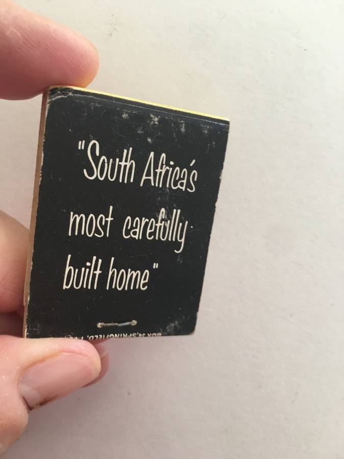 VINTAGE MATCHBOOK - ADVENTURE IN LIVING