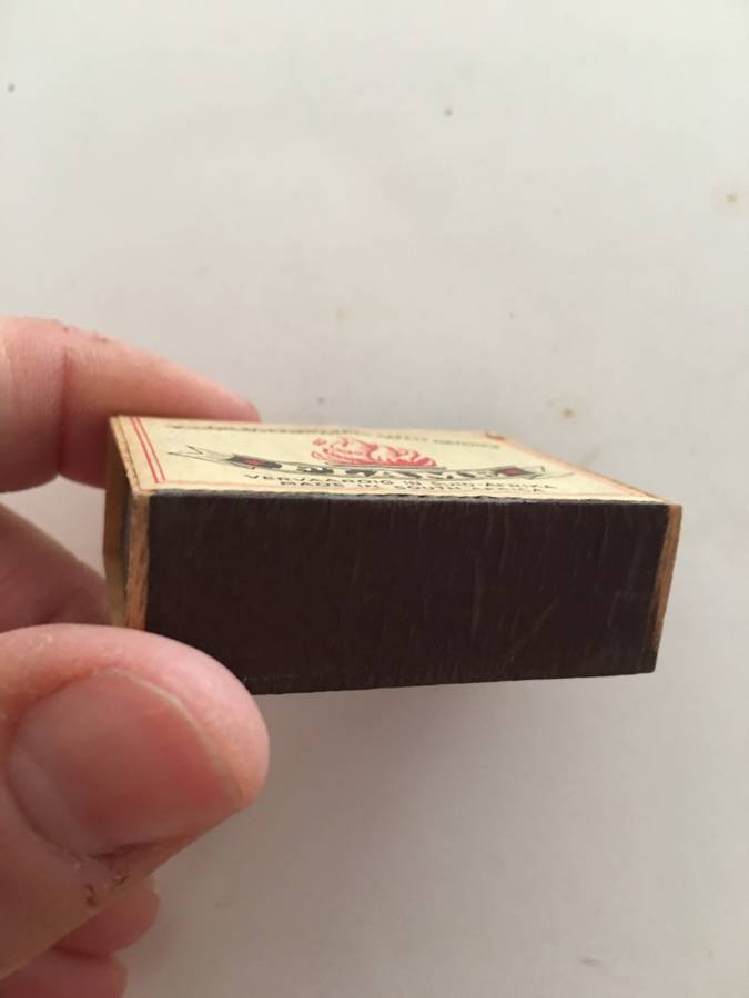 VINTAGE MATCH BOX WITH MATCHES
