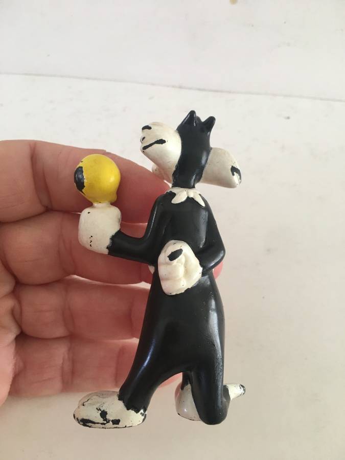 VINTAGE PVC TYCO - SYLVESTOR AND TWEETY  NEEDS PAINT TLC -  REDUCED