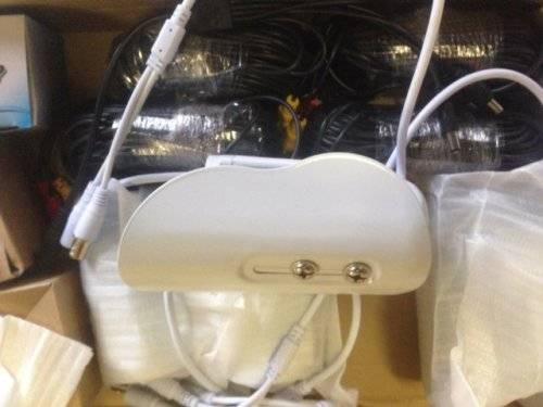 4 x New cameras with power supply and comm cables