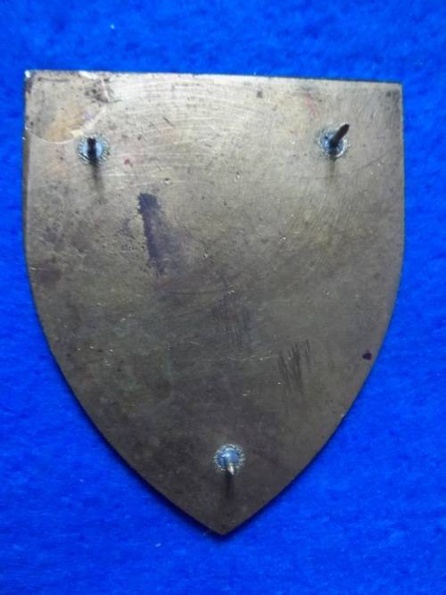 SADF .. 2 FIELD ENGINEER REGT METAL SHOULDER FLASH .. ALL PINS INTACT