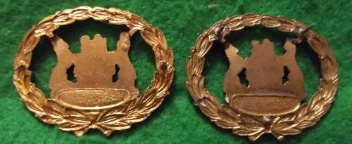 SA POLICE (PRE 1994) 2 X WO RANK BADGES - 2 PINS ON EACH INTACT
