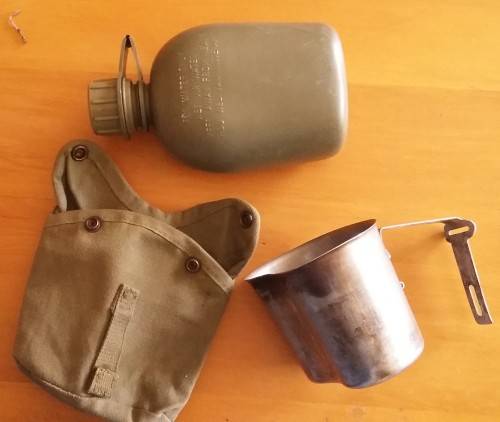 SADF - PATT 73 WATER BOTTLE COMPLETE WITH FIREBUCKET