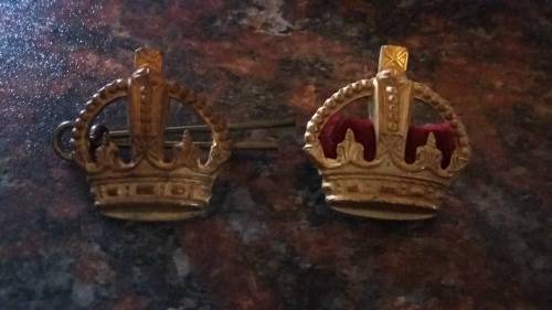 SADF / UDF - 2 X MAJOR RANK CROWNS LOT - PINS INTACT