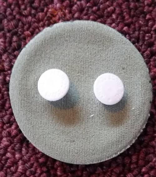 SANDF - RUBBERISED EOD QUALIFICATION BADGE - PINS INTACT