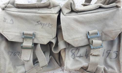 SADF - 70'S PATTERN GREEN CANVAS KIDNEY POUCH ... ## READ DESCRIPTION ##