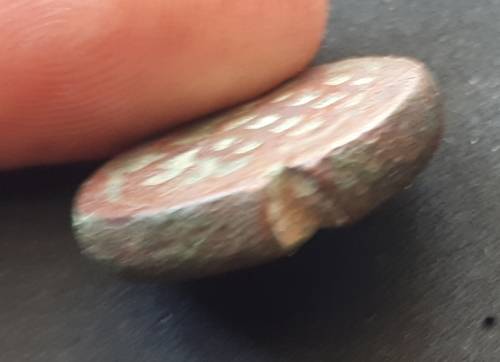 UNKNOWN HAMMERED COPPER COIN 2CM ACROSS