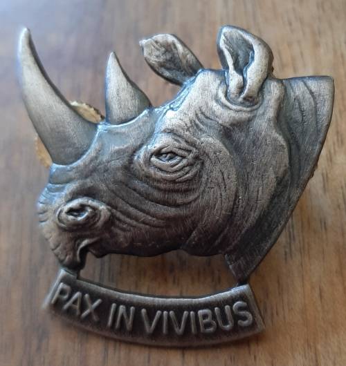 SWATF 101 BATALLION CAP / BERET BADGE - SCREW  INTACT