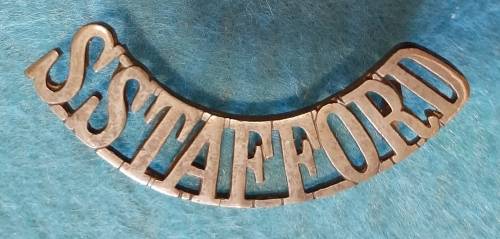 BRITAIN - SOUTH STAFFORDSHIRE SHOULDER TITLE - LUGS INTACT