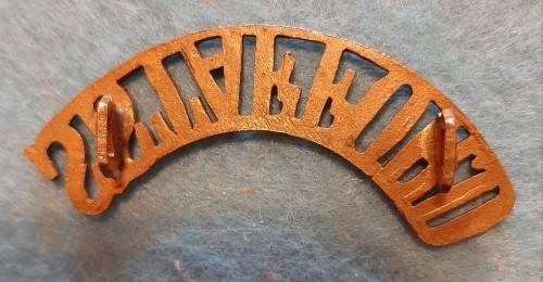 BRITAIN - SOUTH STAFFORDSHIRE SHOULDER TITLE - LUGS INTACT