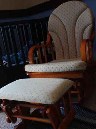 Rocking Chair & foot bench