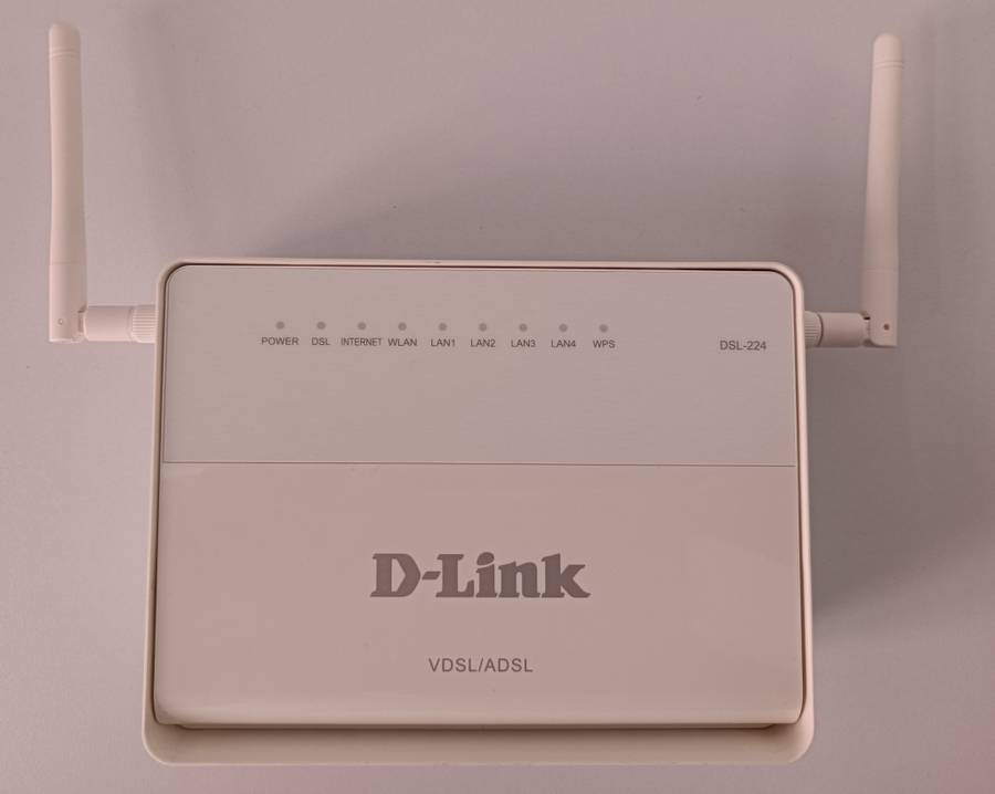D-Link DSL-224 router ADSL/VDSL modem