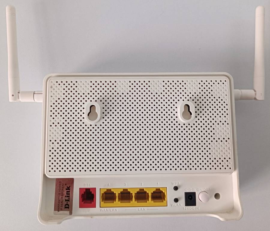 D-Link DSL-224 router ADSL/VDSL modem