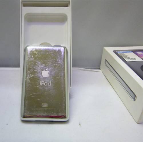 APPLE IPOD 160GB IN BOX