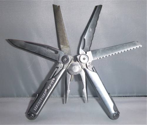 LEATHERMAN WAVE