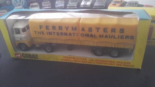CORGI Ferrymaster truck