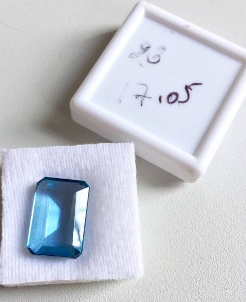 Lab created VVS 17.05 Ct Sky Blue Sapphire Emerald Cut Gem Stone