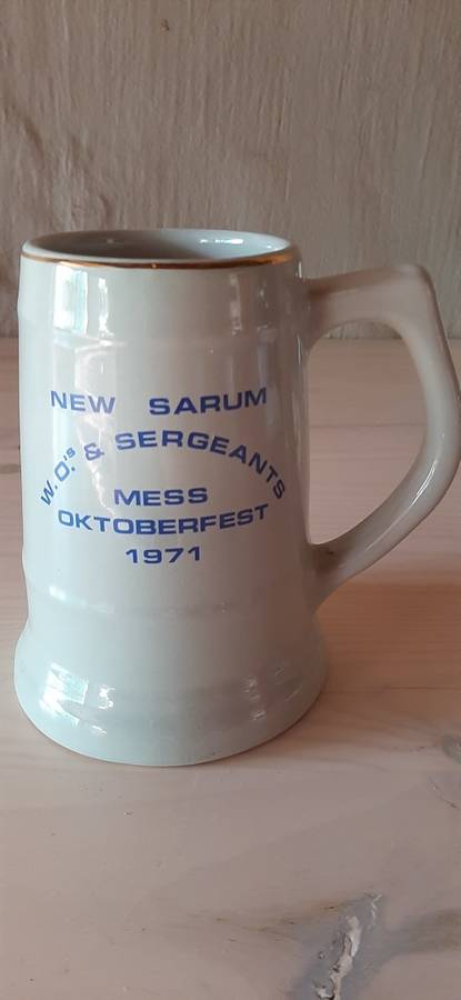 *Rhodesian Bush War* - 1971 Rhodesian Airforce New Sarum W.O's & Sergeant's Mug.