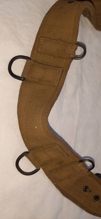 ** Rhodesian Bush War : Pre-1969 Olive Green D-Ring Suspension Web Belt (Complete).**