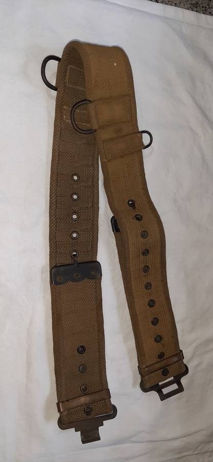 ** Rhodesian Bush War : Pre-1969 Olive Green D-Ring Suspension Web Belt (Complete).**