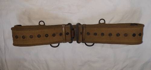 ** Rhodesian Bush War : Pre-1969 Olive Green D-Ring Suspension Web Belt (Complete).**