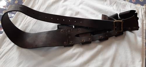 ** ORIGINAL- WW2  South African .303 Leather Ammunition Bandolier (Union Marked 1942).**