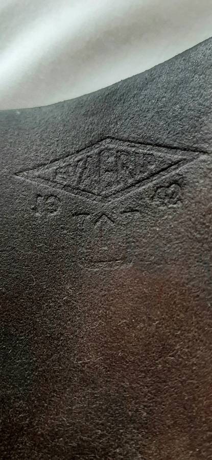 ** ORIGINAL- WW2  South African .303 Leather Ammunition Bandolier (Union Marked 1942).**