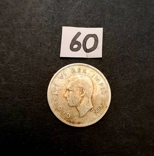 ** 1945 South Africa Silver 3 Pence Coin #60   (F).**