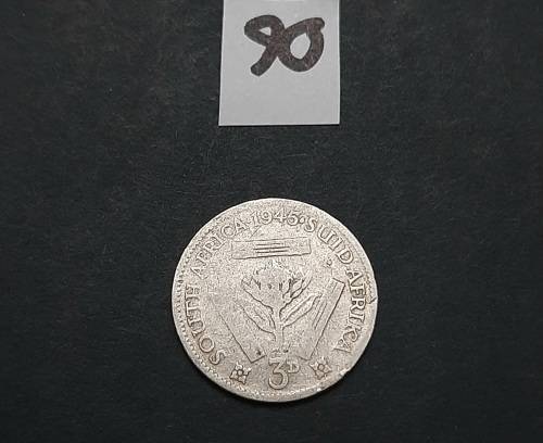 ** 1945 South Africa Silver 3 Pence Coin #90  (F).**