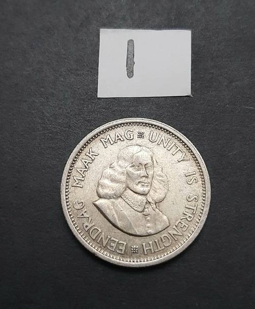 ** 1963 South Africa Silver 10c Coin #1  [ Circulated ](VF).**