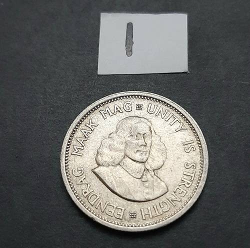 ** 1963 South Africa Silver 10c Coin #1  [ Circulated ](VF).**