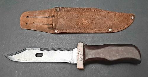 ** Border War: 1980s AK47 Bayonet SADF Troopie Conversion Knife w/ Sheath (27cm).**