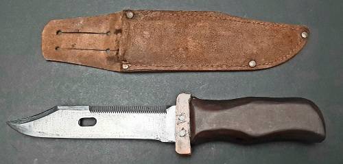 ** Border War: 1980s AK47 Bayonet SADF Troopie Conversion Knife w/ Sheath (27cm).**