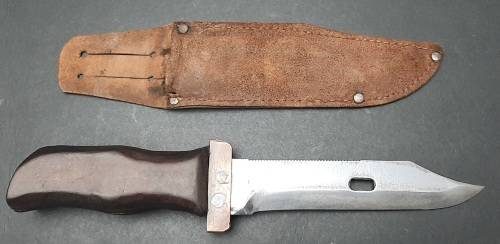 ** Border War: 1980s AK47 Bayonet SADF Troopie Conversion Knife w/ Sheath (27cm).**