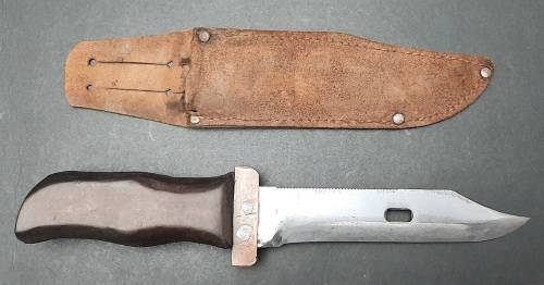 ** Border War: 1980s AK47 Bayonet SADF Troopie Conversion Knife w/ Sheath (27cm).**