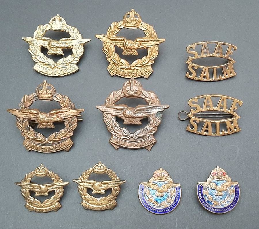 **Lot : WW2 SAAF Brass Insignia Assortment x10 Pcs  **