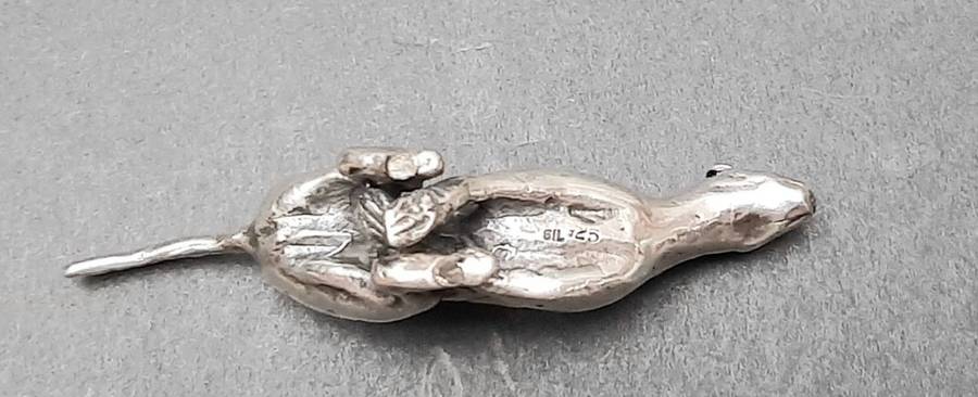 **STUNNING: .925 Silver Cheetah 1960s Figurine (31.82 gram).**