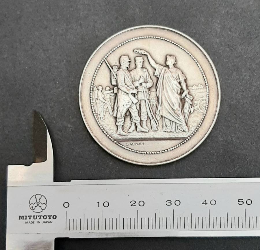 **WW1 : French Military Silverplated Bronze Shooting Medallion  **