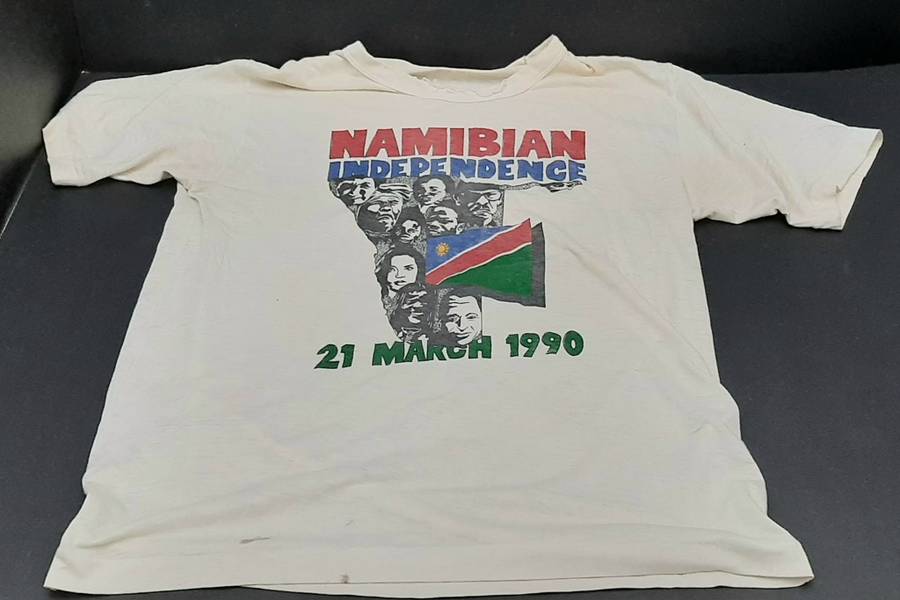 **Border War: 1990 Namibia Independence Graphic T-Shirt (Small/Medium).**