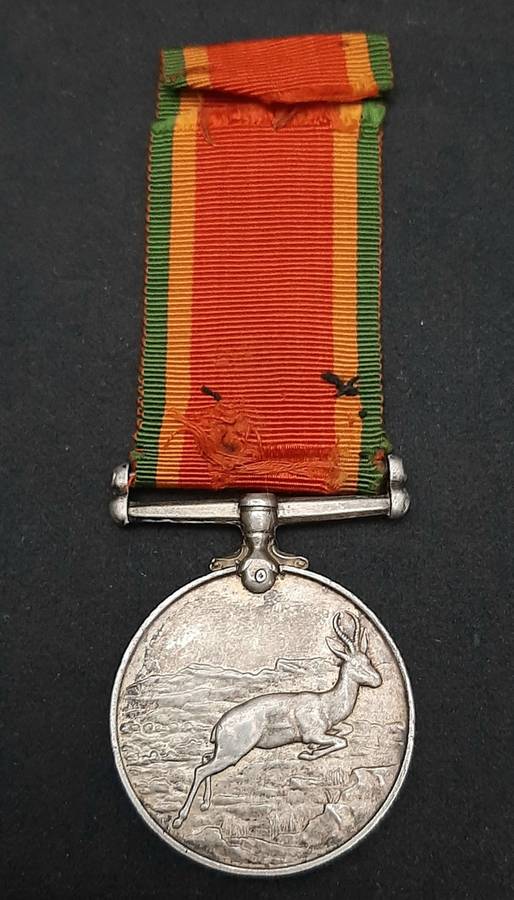 **WW2 SA: .925 Silver Africa Service Medal w/ Ribbon (34.11 gram).**