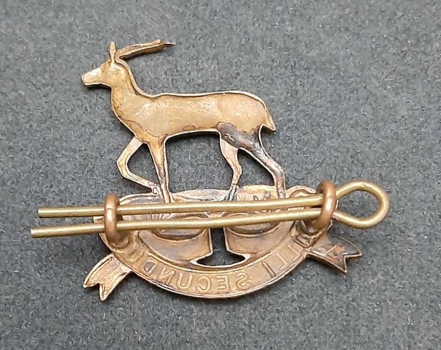**WW2 UDF: Pretoria Regiment Brass Cap Badge w/ Pin.**