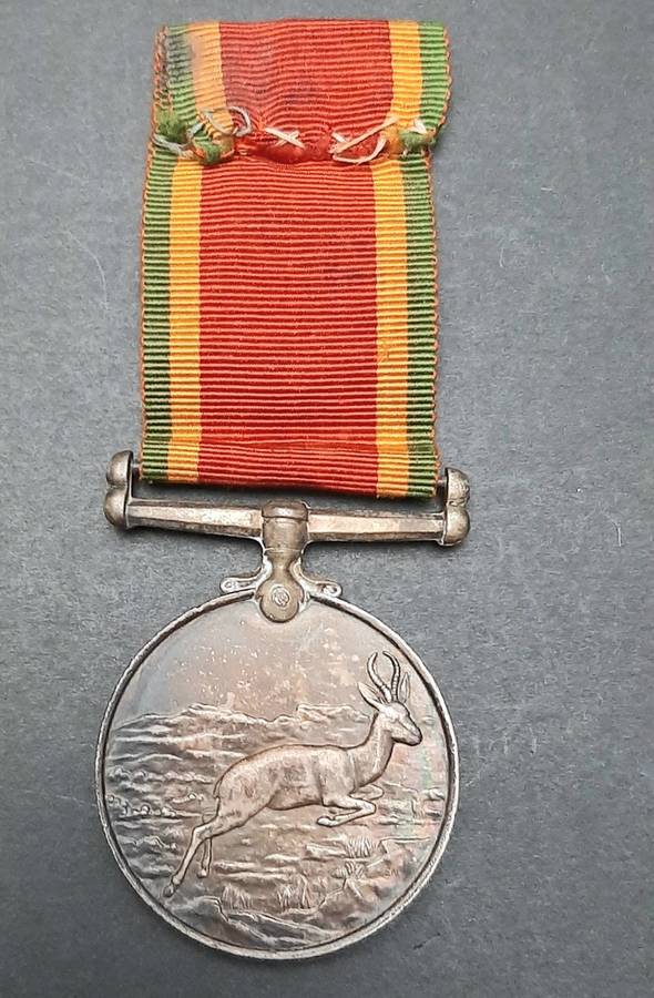**WW2 UDF: .925 Silver Africa Service Medal w/ Ribbon .**
